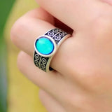 Retro-Bezel-Set-Mood-Ring-1
